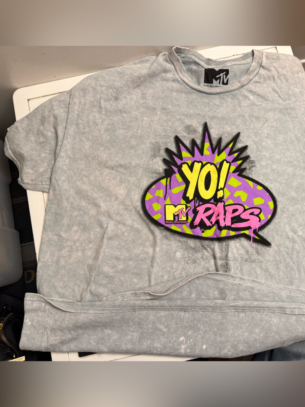 MTV 'Yo! Raps' Graphic Sweatshirt - Light Gray with Neon Print size 2XL